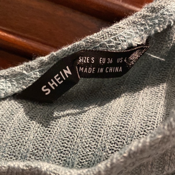 Shein cross body crop top - Picture 4 of 4